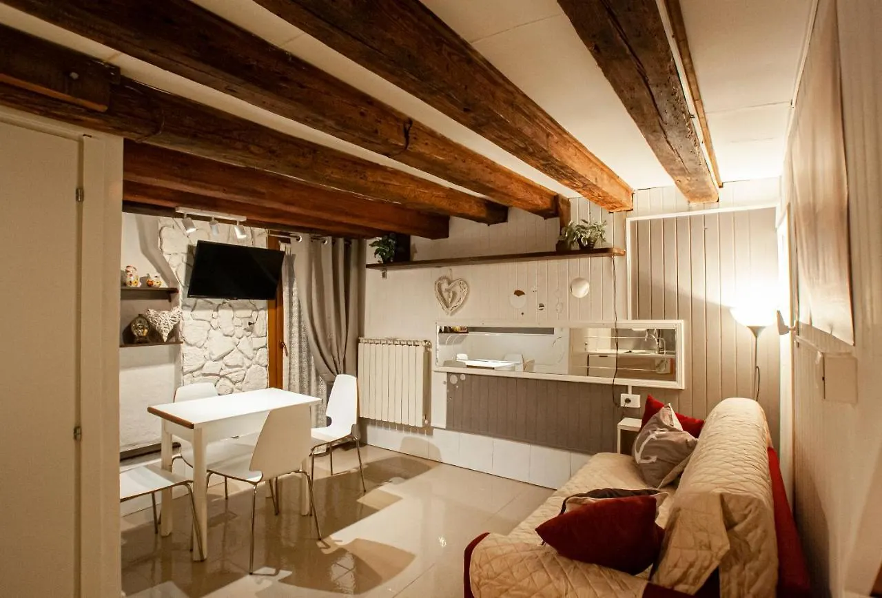 Residenza Biennale Apartment location